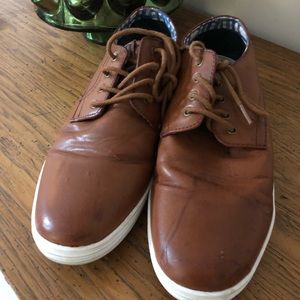Ben Sherman men’s leather sneakers